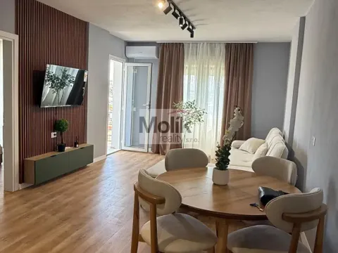 Prodej bytu 2+kk, Drač, 77 m2