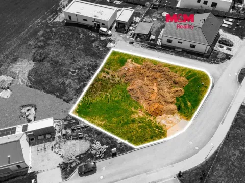 Prodej pozemku pro bydlení, Lišov, 820 m2