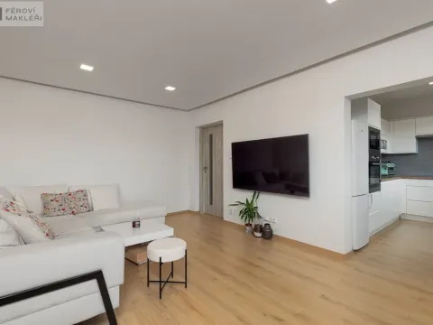 Prodej bytu 2+1, Ostrava, Závodní, 53 m2