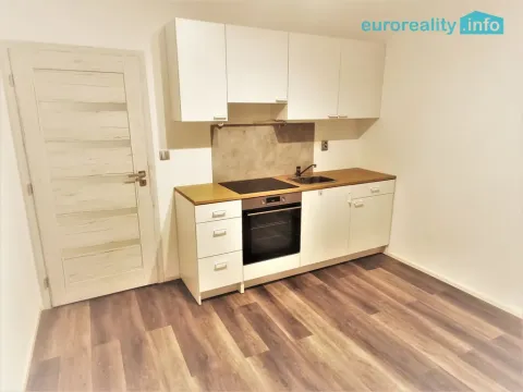 Pronájem bytu 2+kk, Lochovice, 34 m2