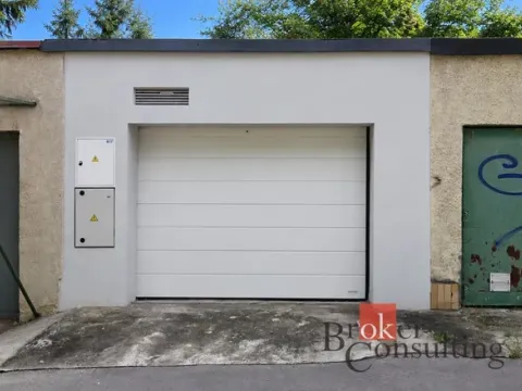 Prodej garáže, Praha - Krč, Pod Krčským lesem, 25 m2