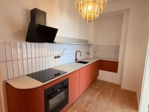 Pronájem bytu 1+kk, Broumov, Mírové náměstí, 50 m2
