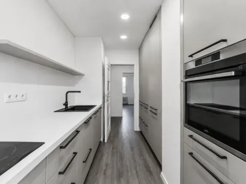 Prodej bytu 3+1, Praha - Chodov, Benkova, 69 m2
