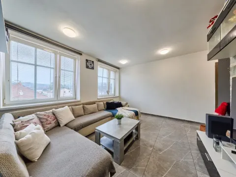 Prodej bytu 3+1, Trutnov - Poříčí, Voletinská, 87 m2