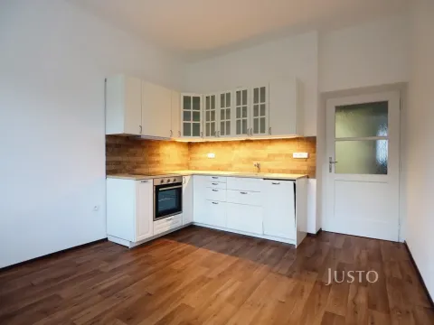 Pronájem bytu 2+1, Písek, Mírové nám., 77 m2