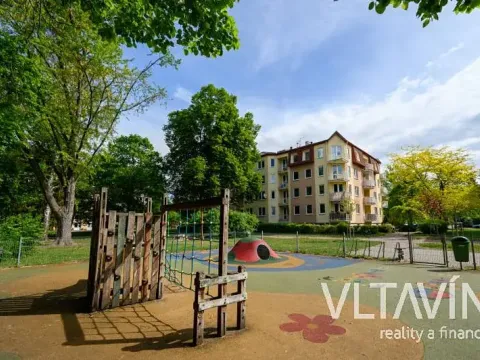 Prodej bytu 2+kk, Pardubice, Sokolovská, 54 m2