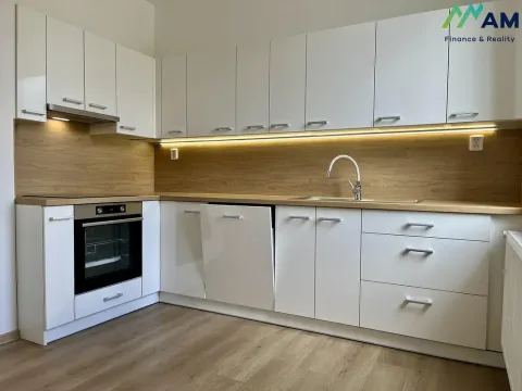Prodej bytu 3+1, Třinec - Staré Město, Dvořákova, 84 m2