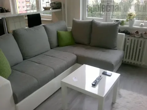 Pronájem bytu 1+kk, Praha - Záběhlice, Topolová, 40 m2