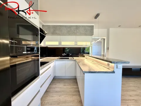Prodej bytu 4+kk, Praha - Černý Most, Generála Janouška, 100 m2