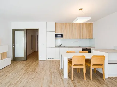 Pronájem bytu 2+kk, Praha - Vršovice, Donská, 70 m2