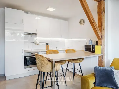 Pronájem bytu 3+kk, Jihlava, Kollárova, 55 m2