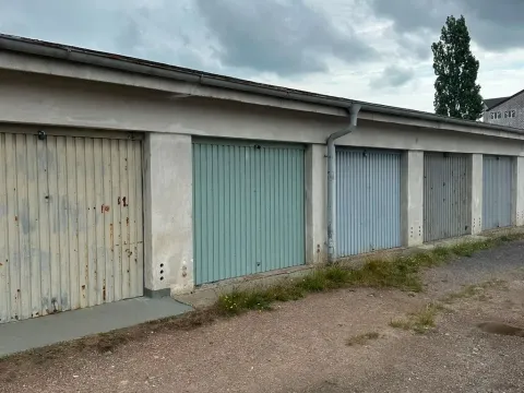 Prodej garáže, Hradec Králové, 17 m2