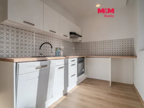 Prodej bytu 2+1, Orlová - Lutyně, Masarykova třída, 63 m2