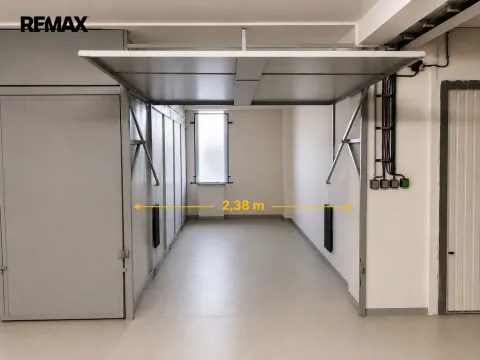 Pronájem garáže, Praha - Modřany, K dolům, 12 m2