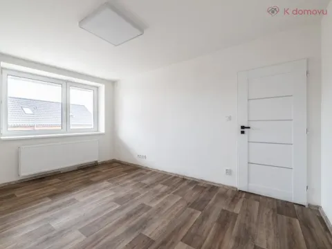 Pronájem bytu 3+1, Lhota, 95 m2