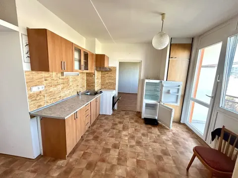 Pronájem bytu 2+1, Pardubice, Luďka Matury, 71 m2