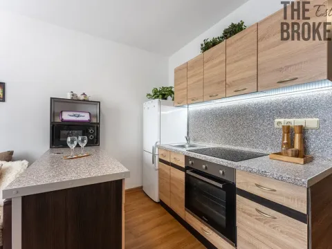 Prodej bytu 1+1, Pelhřimov, Dolnokubínská, 37 m2