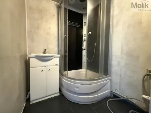 Prodej bytu 2+1, Chomutov, Dřínovská, 62 m2
