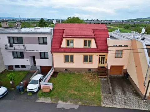 Prodej rodinného domu, Kunovice, Ve Strhanci, 260 m2