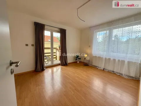 Pronájem bytu 1+kk, Praha - Lipence, Jílovišťská, 11 m2