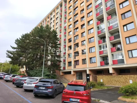 Pronájem bytu 2+1, Praha - Kobylisy, Kaňkovského, 62 m2