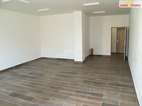 Pronájem obchodního prostoru, Chodov, Školní, 32 m2