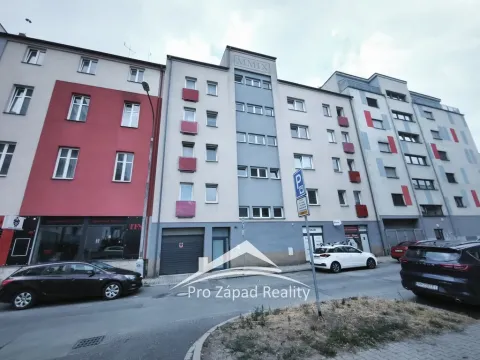 Pronájem bytu 2+kk, Plzeň, Poděbradova, 48 m2