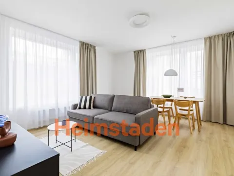Pronájem bytu 2+kk, Praha - Holešovice, U Pergamenky, 53 m2