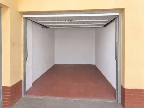 Prodej garáže, Praha, Wenzigova, 17 m2