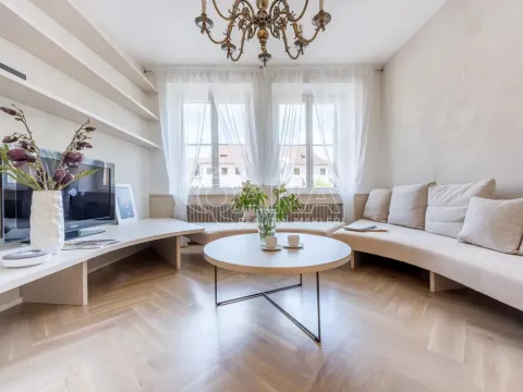 Prodej bytu 2+kk, Praha - Malá Strana, Újezd, 51 m2