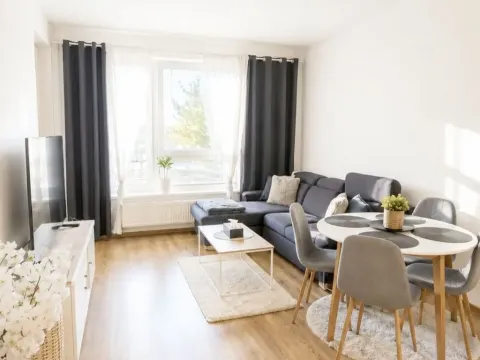 Pronájem bytu 2+kk, Praha, Kryšpínova, 52 m2