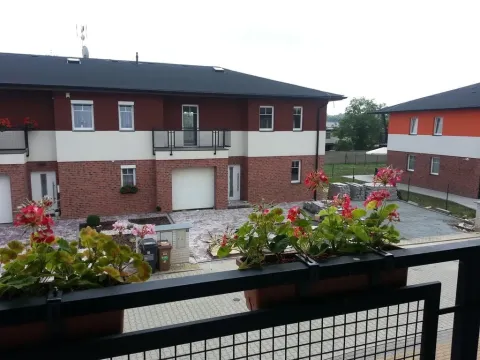 Pronájem rodinného domu, Praha, Do podkovy, 160 m2
