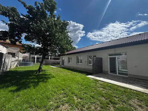 Pronájem bytu 3+kk, Plaňany, 67 m2