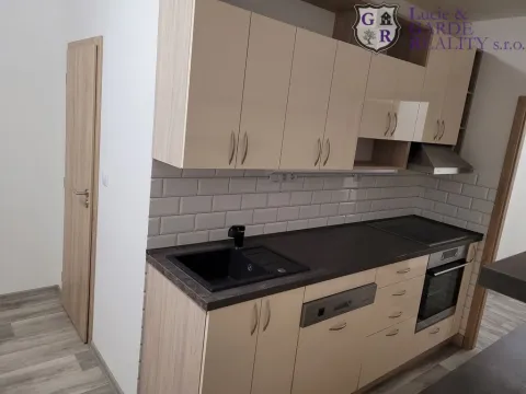 Pronájem bytu 2+1, Sezimovo Ústí, Dukelská, 62 m2