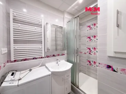 Pronájem bytu 2+kk, Česká Lípa, Na Svahu, 40 m2