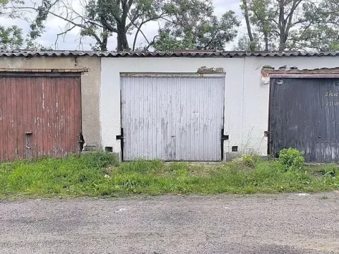 Pronájem garáže, Cheb, 21 m2