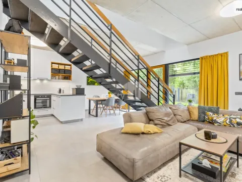 Pronájem bytu 3+kk, Praha - Benice, 105 m2