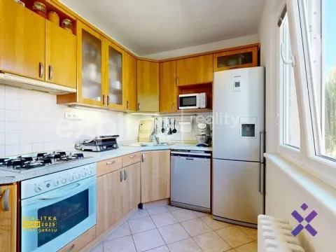 Prodej bytu 3+1, Zlín, Dukelská, 72 m2
