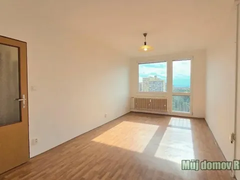 Pronájem bytu 3+kk, Praha - Kobylisy, Famfulíkova, 68 m2