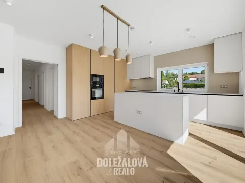 Prodej rodinného domu, Smrčná, 195 m2