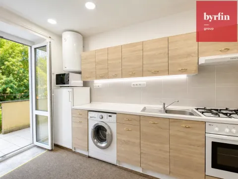 Pronájem bytu 1+1, Opava, Na Rybníčku, 37 m2