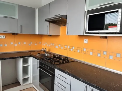 Pronájem bytu 3+1, Chrudim, Čáslavská, 83 m2
