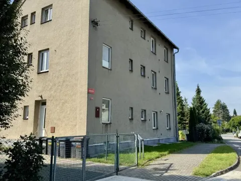 Prodej bytu 1+1, Klimkovice, Nádražní, 47 m2