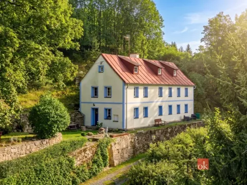 Prodej rodinného domu, Libá, 228 m2