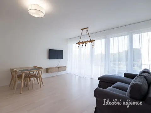 Pronájem bytu 2+kk, Praha - Libeň, Františka Kadlece, 56 m2