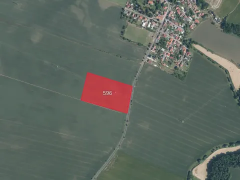 Prodej pole, Sluhy, 15302 m2