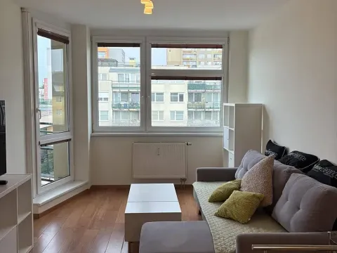 Pronájem bytu 2+kk, Praha - Hlubočepy, Voskovcova, 45 m2
