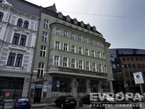 Pronájem kanceláře, Liberec - Liberec I-Staré Město, nám. Dr. E. Beneše, 140 m2