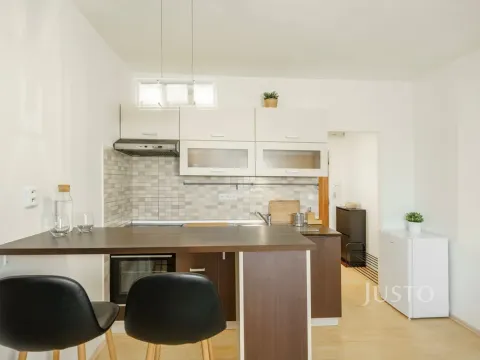 Pronájem bytu 2+kk, Liberec - Liberec XXX-Vratislavice nad Nisou, Vnější, 35 m2