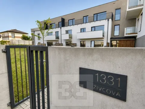 Pronájem bytu 3+kk, Kostelec nad Černými lesy, Živcova, 59 m2